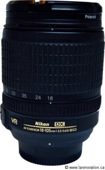 Photo d'un objectif Nikon 18-105mm VR