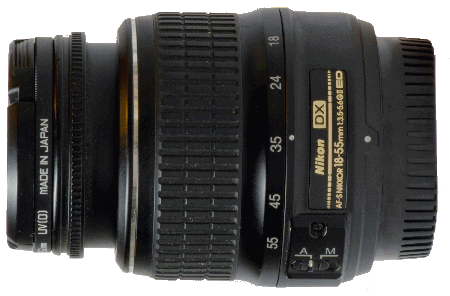 Photo d'une lentille Nikon 18-55mm